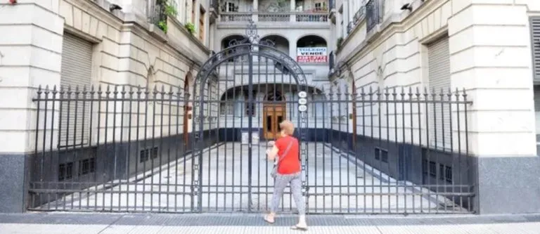 Entre Ríos, la avenida porteña con alma de barrio y joyitas de reina